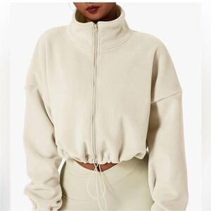 NEW! Qinsen Full Zip Cropped Cream Fleece Jacket NWT Women’s Size Small